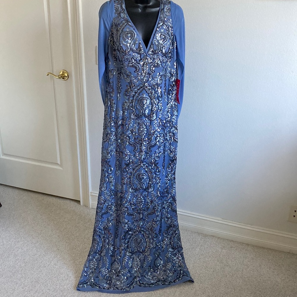 - 🚨NWT🚨 R&M Richards Blue Sequin Gown